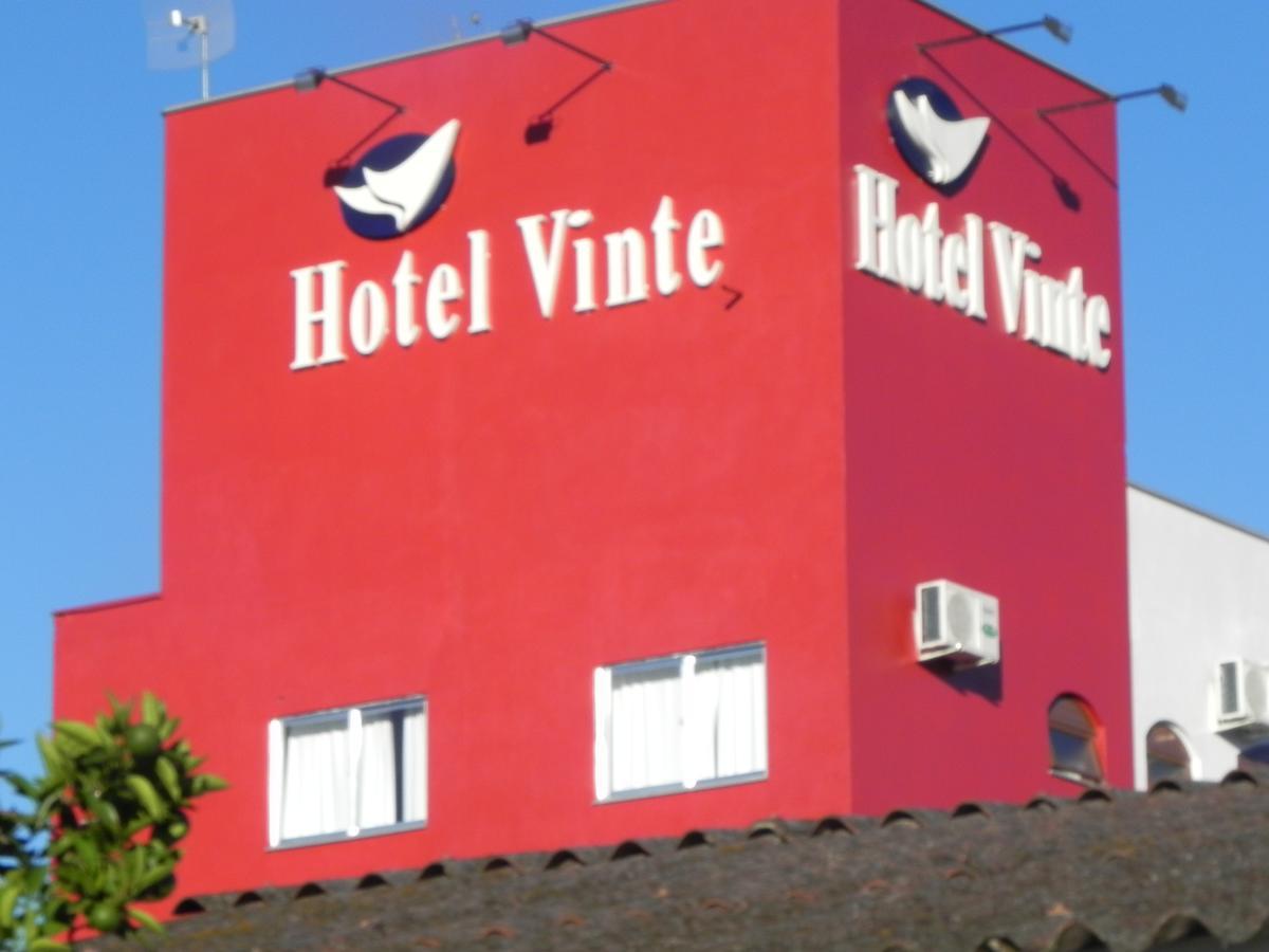 Hotel Vinte Sapiranga Ngoại thất bức ảnh